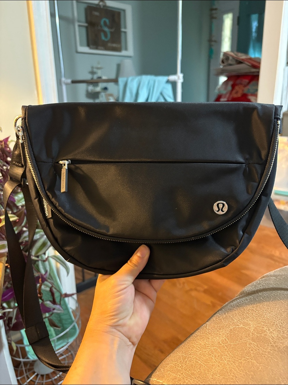 Lululemon All Night Festival Bag 5L - Black with Silver Hardware Excellent Cond